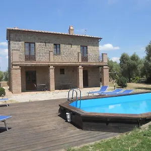 Alloggio per agriturismo Tenuta Roccaccia Italia
